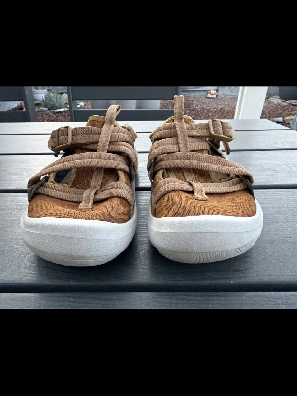 Oboz Whakata Trail Women Shoe Size 11 Rye Off Road Hiking Sandal Utility Slip On